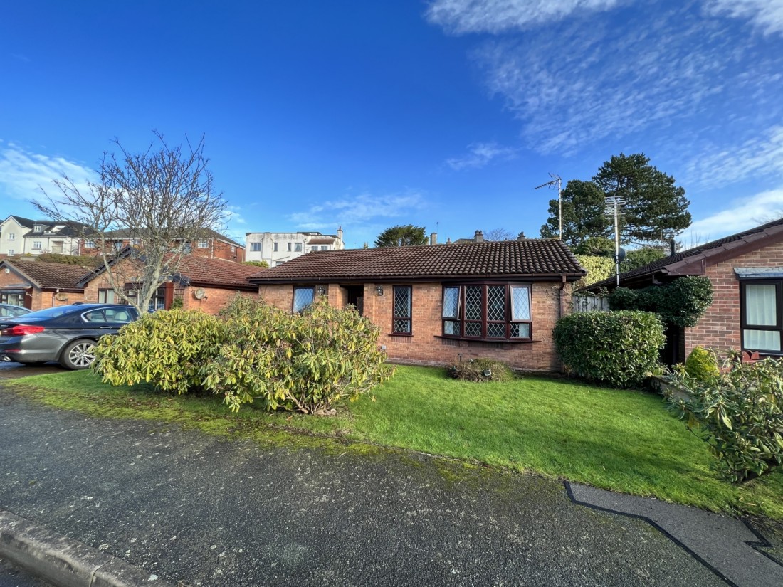 View Full Details for Laurelbanks, Heswall, Wirral, CH60